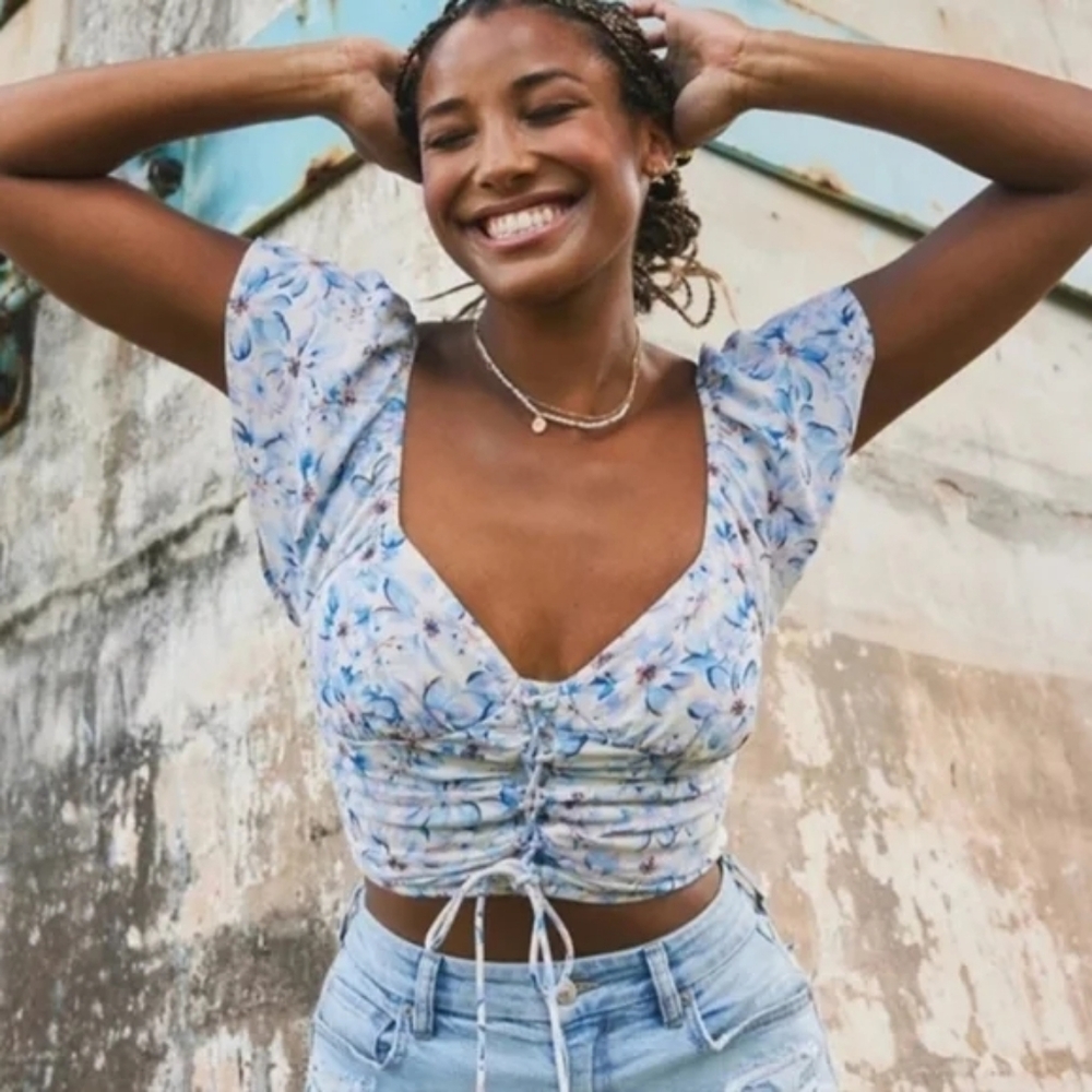 Floral Puff Sleeve Crop Top